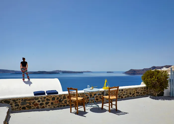 Allure Breeze Suites
